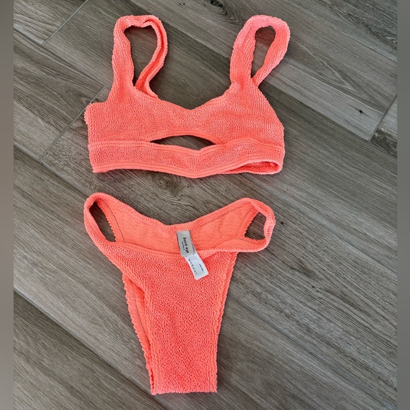 bond eye bikini - Picture 1 of 6